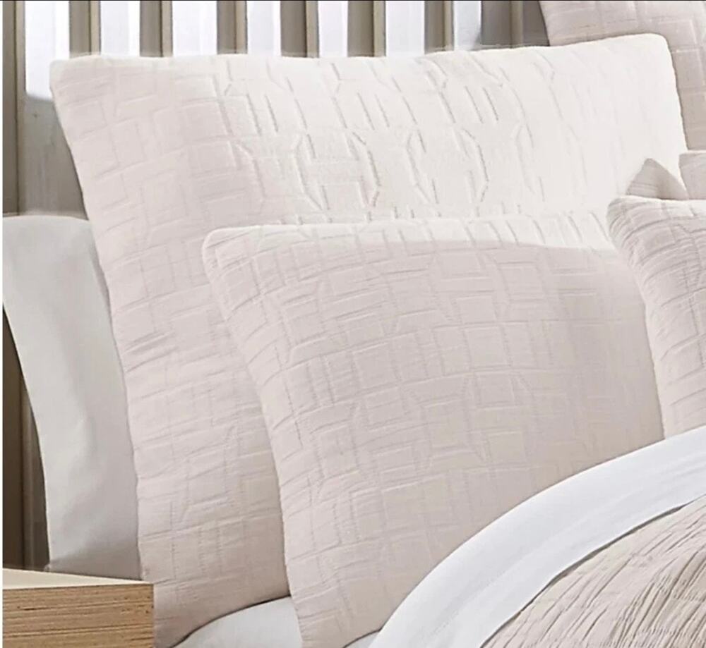 New Oscar Oliver white euro sham Sinclair